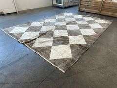 Area Rug 9'x12'