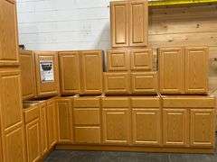 Regal Oak Kitchen Cabinet Set 12'x12'