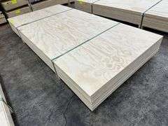 BCX Plywood 5/8"x 48"x 96"