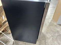 Velivi 24 in.Dual Zone French Door Beverage Cooler