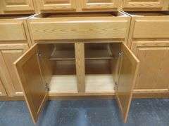Regal Oak Kitchen Cabinet Set 12'x15'