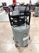 KLUTCH 29 gallon air compressor