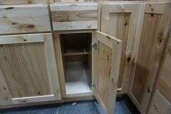 Frontier Shaker Kitchen Cabinet Set 10'x14'x10'