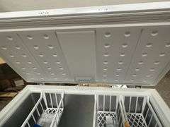 Vissani 8.8 cu. ft. Convertible Chest Freezer