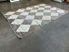 Area Rug 9'x12'