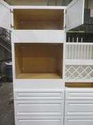 Newport White Kitchen Cabinet Set 10'x14'x10'