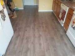 Anniston Oak Laminate Flooring  7MMx8"x51"