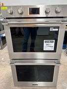 Frigidaire Professional 30" Single Wall Oven with No Preheat + Air Fry