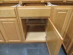 Regal Oak Kitchen Cabinet Set 12'x15'