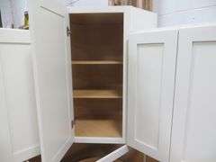 Arcadia Linen Kitchen Cabinet Set 10'x16'x10'