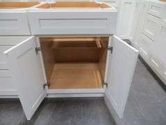 Arcadia Linen Kitchen Cabinet Set 10'x16'x10'