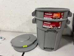 Husky 20 Gal. Grey Outdoor Vented Trash Can With Lid(2x$)