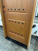 Medium Walnut, Ext Fiberglass, 200PP Plank Panel W/Clavos, 36"x80" RH