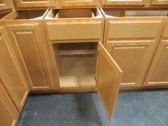 Regal Oak Kitchen Cabinet Set 12'x15'