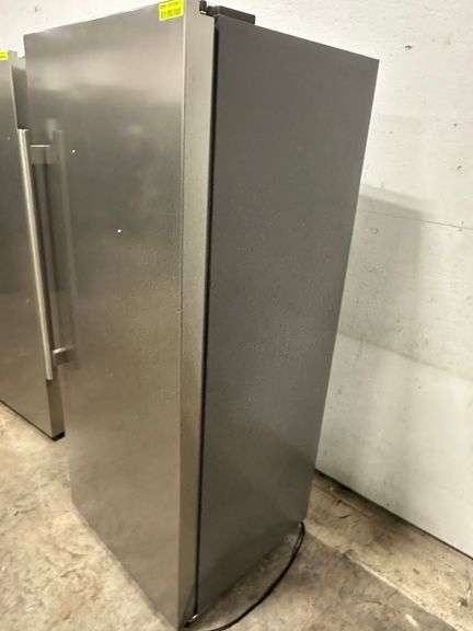 Forno Vicchio 28 Inch Freestanding Refrigerator/Freezer with 13.6 Cu. Ft.