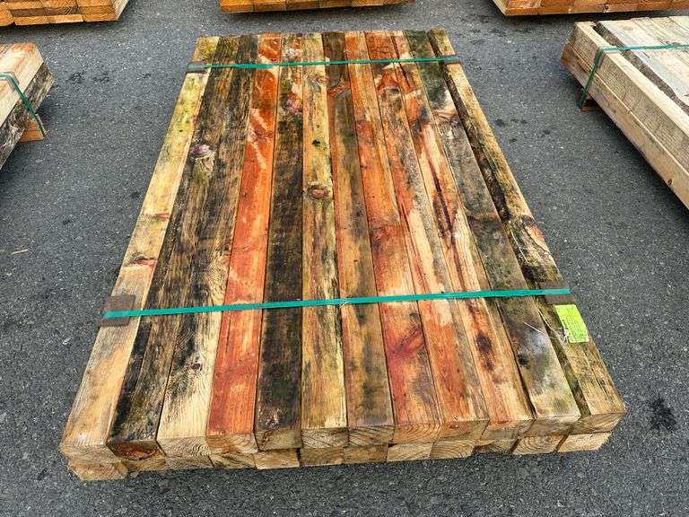 Ponderosa Pine Dimensional Lumber 4"x4"x6'