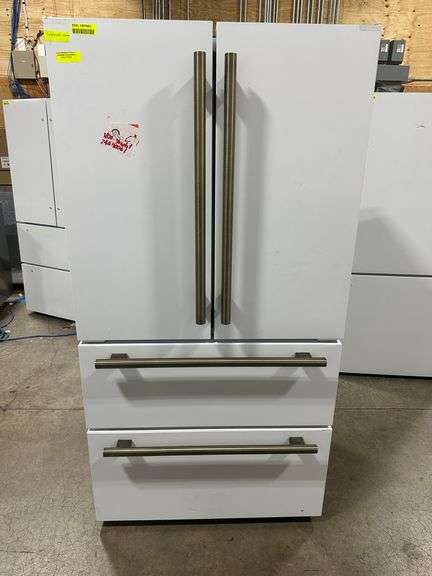 Forno Espresso Moena 36-inch 19.2 Cu.ft French Door Refrigerator in White with Antique Brass Handle