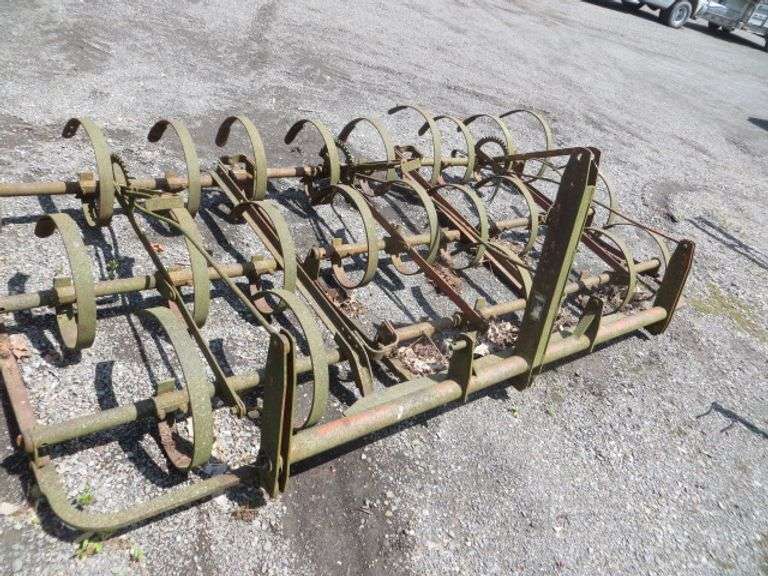 Ford 3 Pt. Hitch 9' Drag