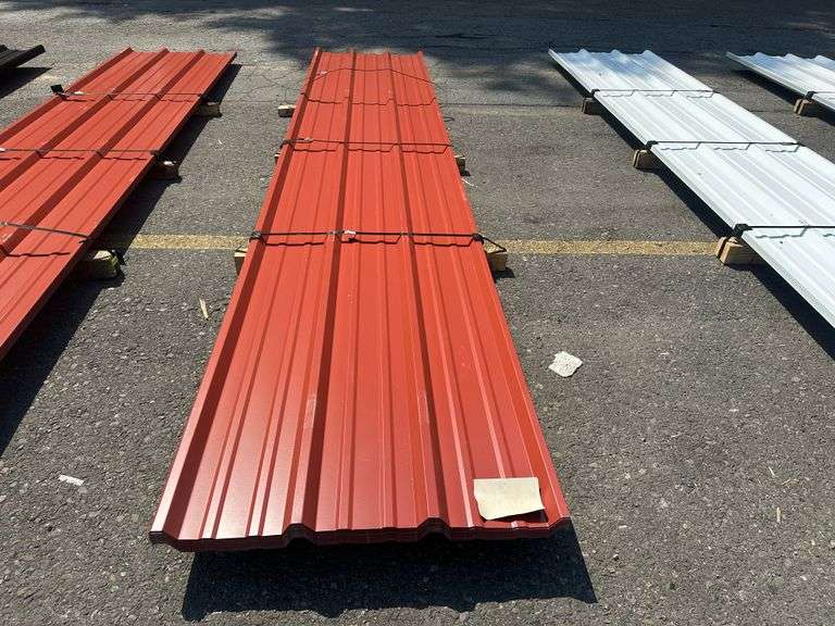 Red Corrugated Metal R-Panel 3'x16'