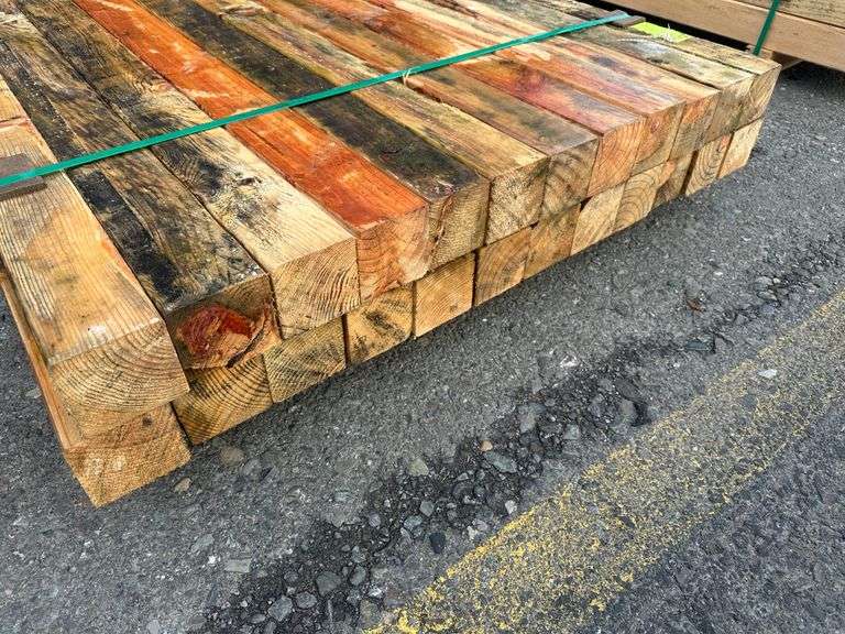 Ponderosa Pine Dimensional Lumber 4"x4"x6'