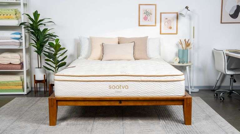 Saatva Classic 11.5in Firm Hybrid Full Mattress Online Retail: $1899