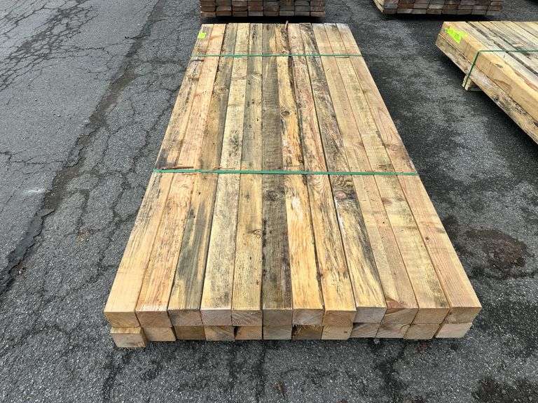Ponderosa Pine Dimensional Lumber 4"x4"x8'