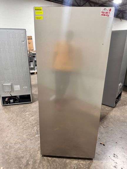 Forno Vicchio 28 Inch Freestanding Refrigerator/Freezer with 13.6 Cu. Ft.