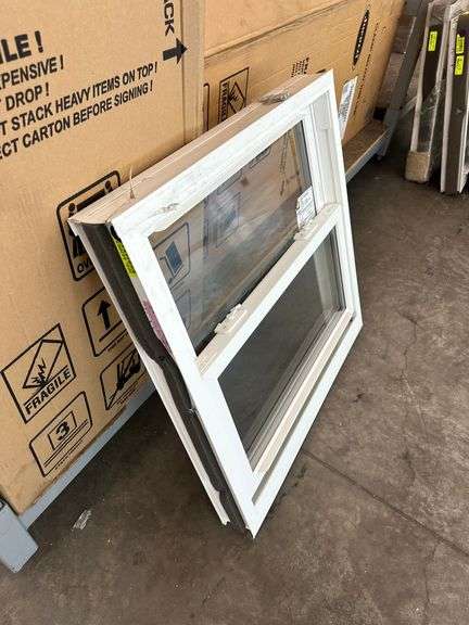 White Vinyl Double Hung Window 29 1/4"x29 1/4"