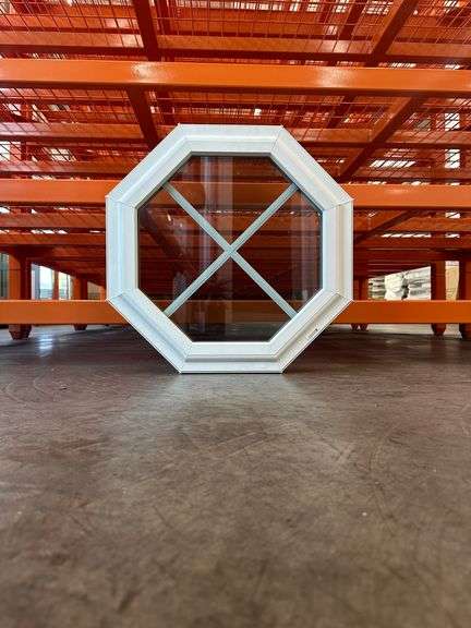 Cherry/White Vinyl Octagonal Window 21.5"x21.5"