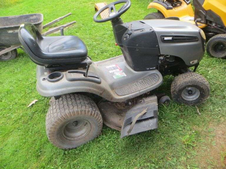 Craftsman 19 HP Lawn Tractor w/ 42 Deck