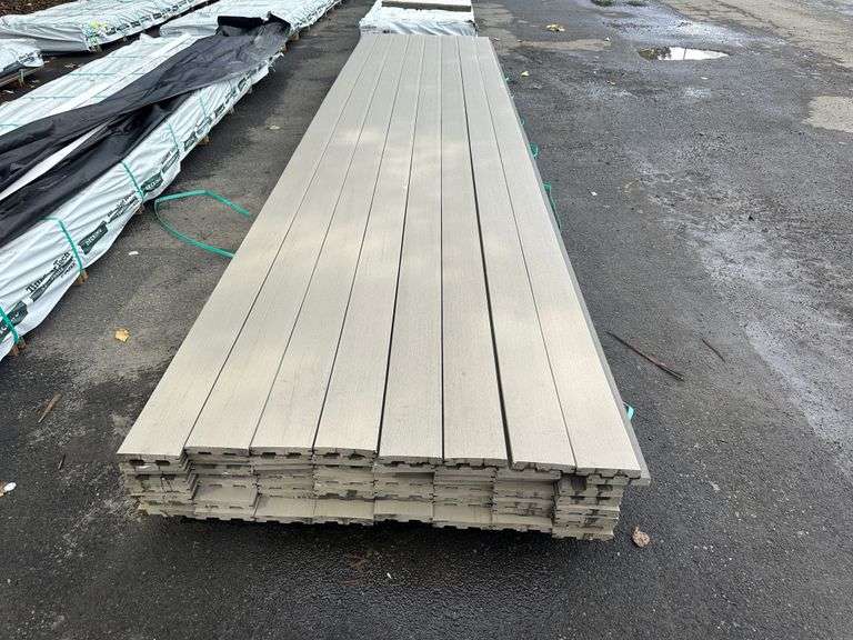 Weathered Oak Composite Decking 5/4"x6"x16'