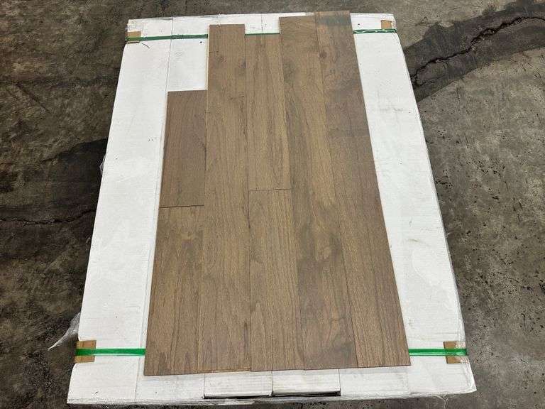Red Oak Ash Engineered Hardwood Flooring 3/8"x5"xRL