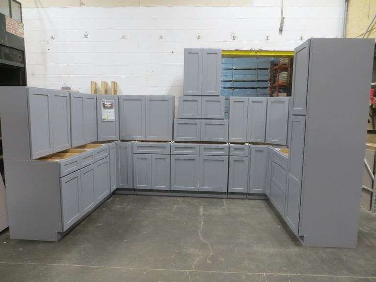 Pacific Gray Kitchen Cabinet Set 10'x14'x10'