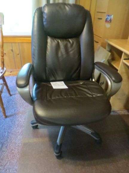 Executive Office Chair