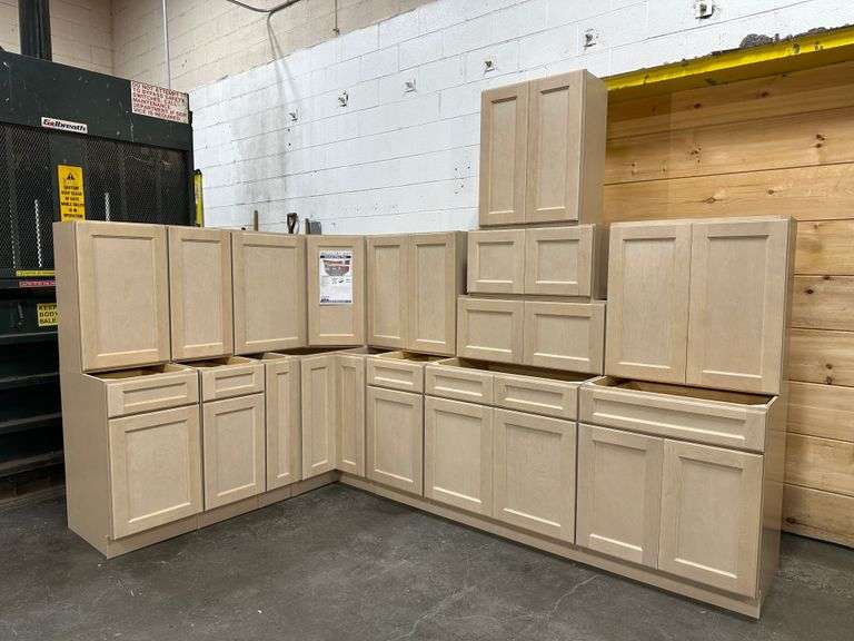 Sonoa Wheat Kitchen Cabinet Set 12'x12'