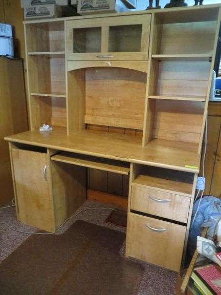Computer Desk w/ Hutch