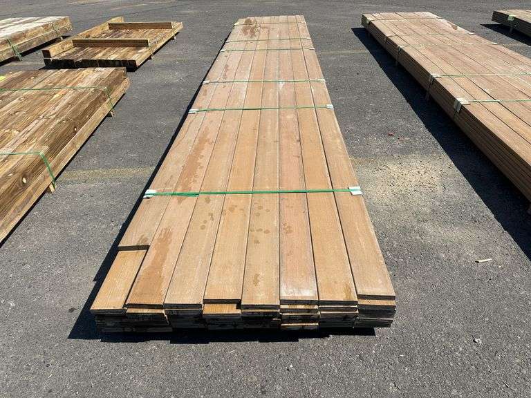 Brown Composite Decking 1"x6"x20'