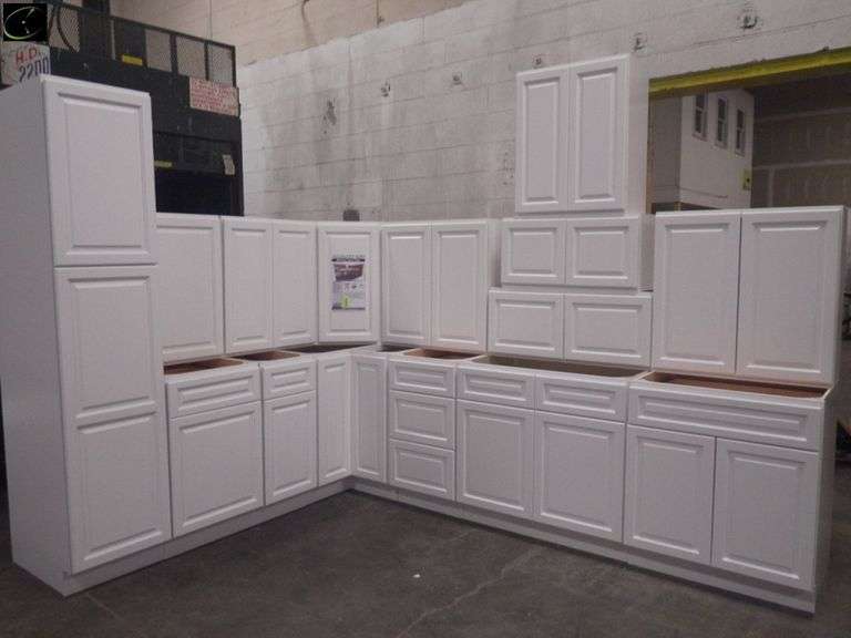 Newport White Kitchen Cabinet Set 10'x15'
