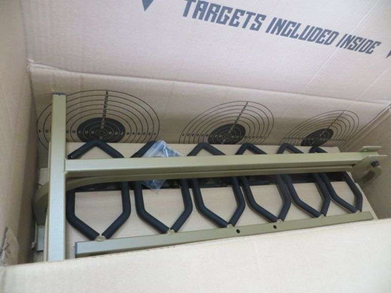 Saviour Gun Rack Saviour Folding 6-Gun Rack - Lambrecht Auction, Inc.