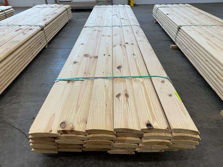 Southern Yellow Pine D-Log Siding 2"x8"x14'