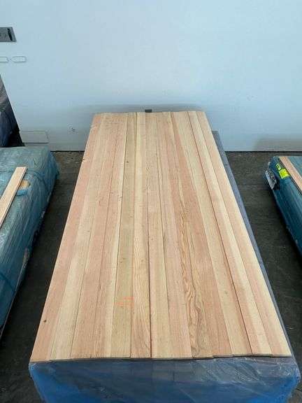 Doug Fir Flat Grain Unfinished Hardwood Flooring 1"x4"x7'