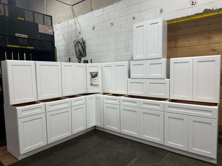 Arcadia White Kitchen Cabinet Set 10'x15'