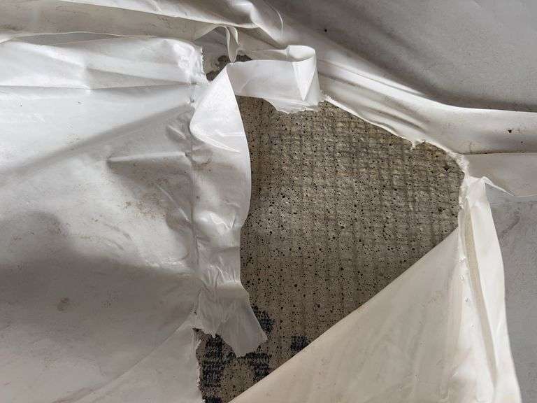 Unused Cement Board W/ Edge Guard,1/2” Thick X 3’ X 5’ (50 )Pieces