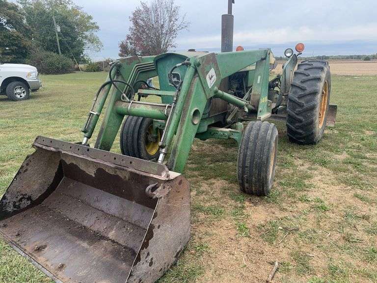 John Deere 2630 Diesel Tractor And 146 Loader, 540 PTO, Dual Remotes, Firestone 16.9-28 Rear Tires, 4 Rib Front Tires F 2, Power Adjust Rear Wheels, No Welds Or Cracks On Loader Frame, Bucket Has Been Welded, Engine Was Rebuilt 500 Hrs Ago, New Oil Cooler, Brakes Work, Strong Clutch, Loader Cylinders Are Leaking, Good Sheet Metal. Selling For A Retiring Farmer.
