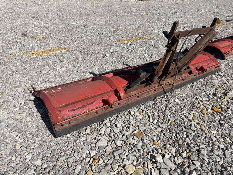 10’ Snow Plow for Truck Mount, Trip Edge Springs, Hydraulic Cylinders for Angling Left and Right,