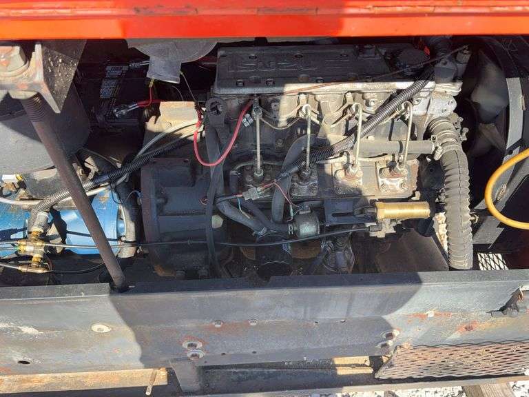 Air Compressor, Isuzu Diesel Engine, Starts and Runs, New Battery, 1523 hours, Unknown CFM,