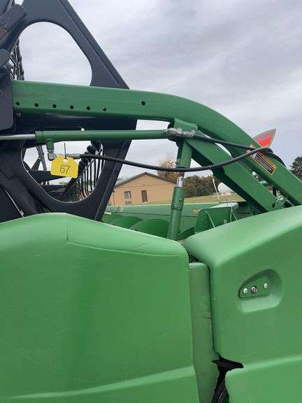 John Deere 635F Platform Head, Single Point Hook Up, PTO Shaft Drive, 35’ HydraFlex Head, New Sickle Sections And Half Of The Guards New, Poly Skid Shoes, Full Finger Auger, Composite Pick Up Fingers, Fore/Aft Hydraulic Reel, Seller Down Sizing Due To Acreage Reduction.