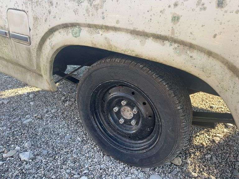 (TITLE) 2003 Homemade Trailer, 2” Ball Hitch, Fold Down Loading Ramps, Excellent Tires 205/60R 15, Spare Tire,