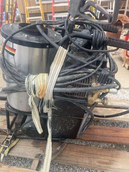 Hot Water Washer, Unknown Condition, Parts Or Project