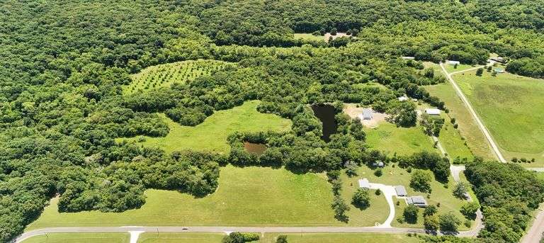 Home & Improvements on 34 +/- Acres in Montgomery County, IL